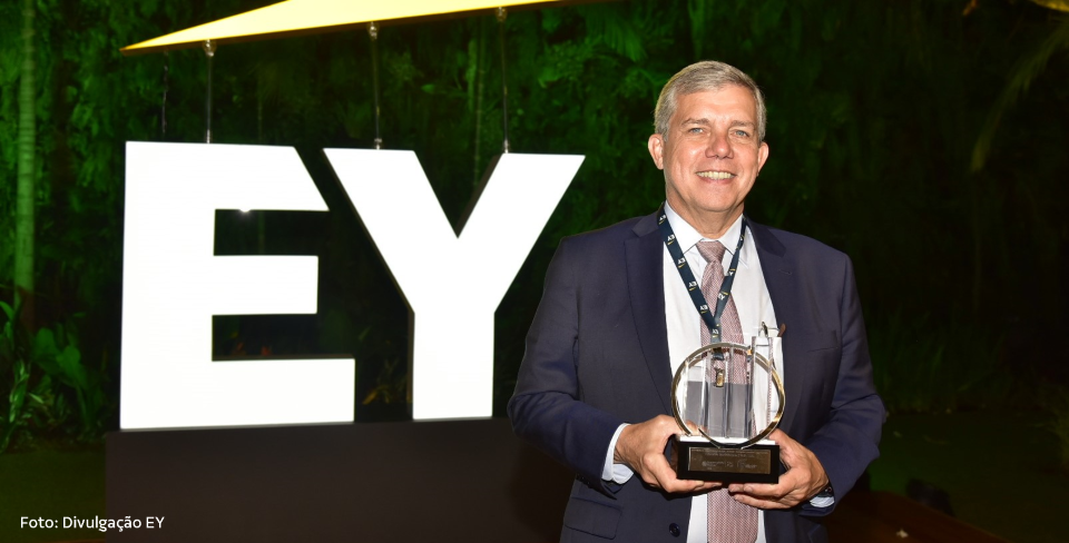 Eduardo Bartolomeo, received the Brazilian Entrepreneur of the Year Award in the Entrepreneurial Executive category, bestowed by EY.